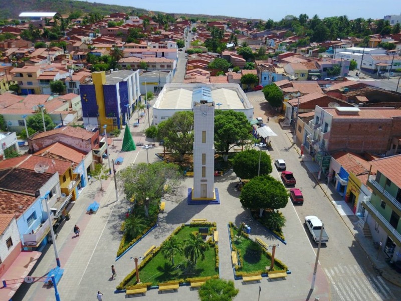 Justiça obriga prefeitura de Farias Brito a realizar concurso público
