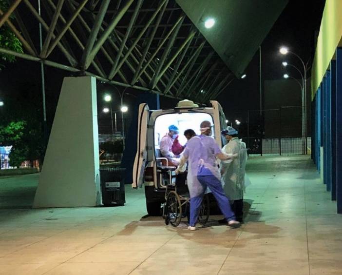 Juazeiro: Hospital de Campanha de Juazeiro do Norte recebe primeiros pacientes