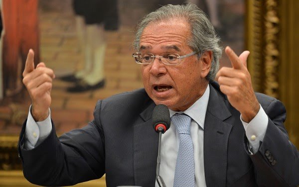 O teto de gastos se segura? Ou Bolsonaro gastará mais?