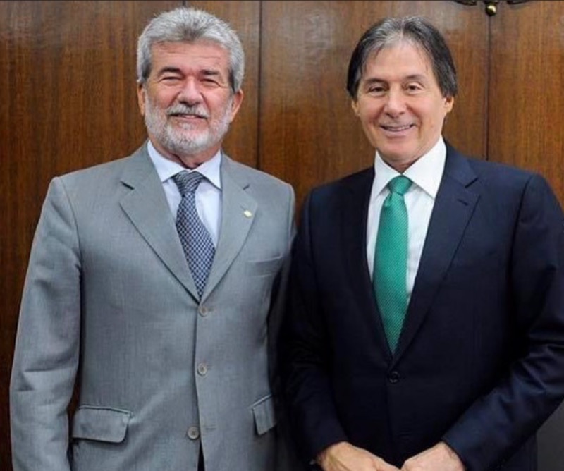 Eunício se reúne com Arnon, mas não oficializa apoio à reeleição