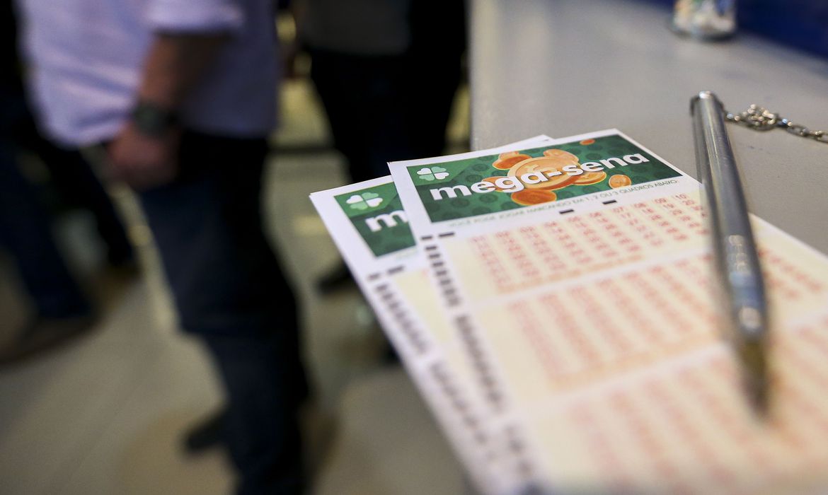 Mega-Sena sorteia nesta quinta-feira prêmio de R$ 12,5 milhões
