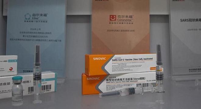 Bebês terão que esperar mais por vacina da covid-19