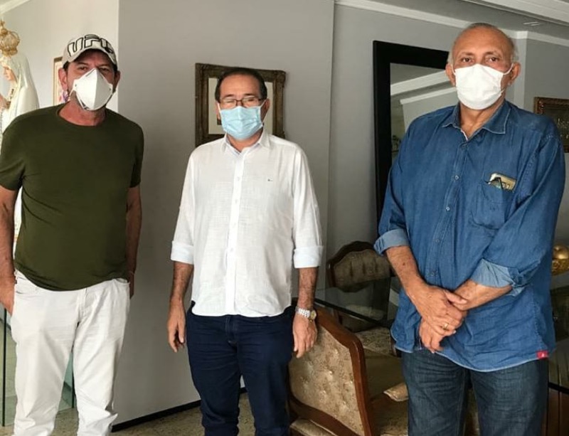 Dr.Leitão e Cid Gomes confirmam apoio à reeleição de Zé Aílton