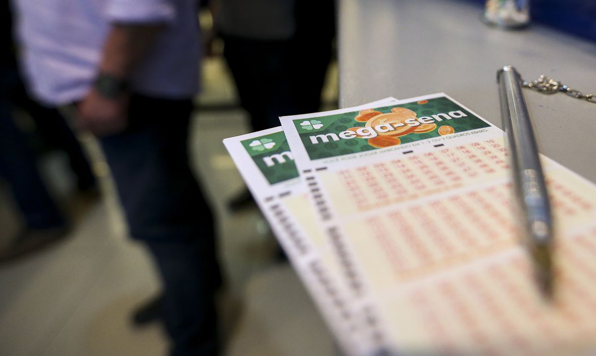 Mega-Sena sorteia neste sábado prêmio de R$ 2,5 milhões