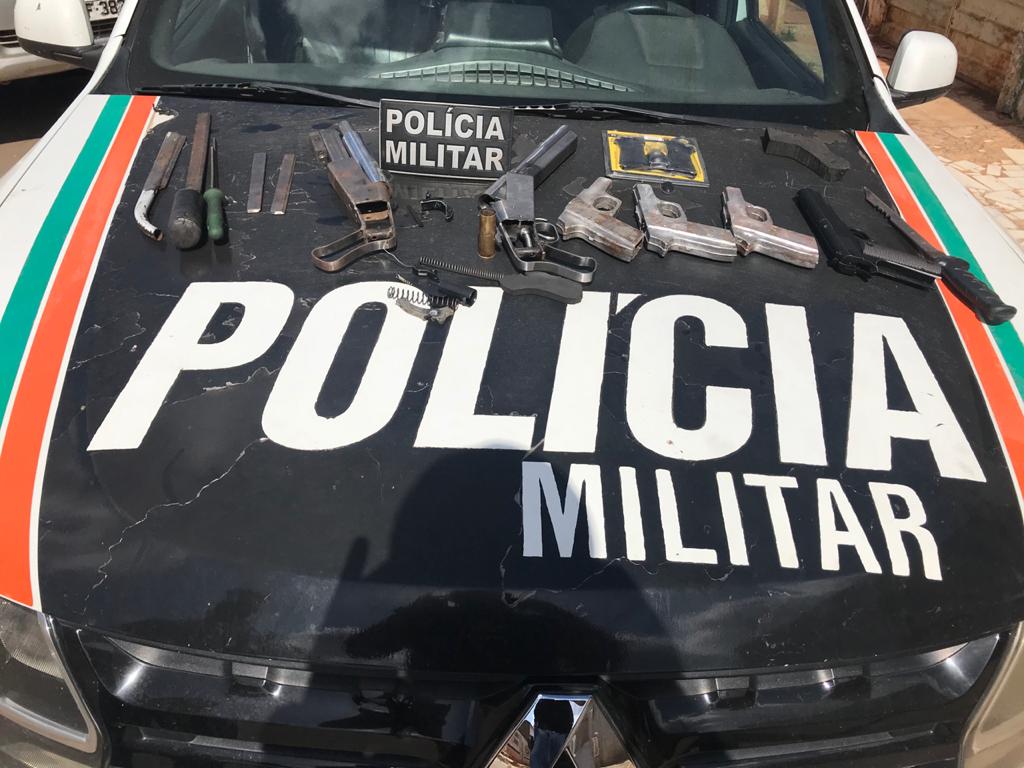 Polícia desarticula fábrica clandestina de armas em Juazeiro do Norte