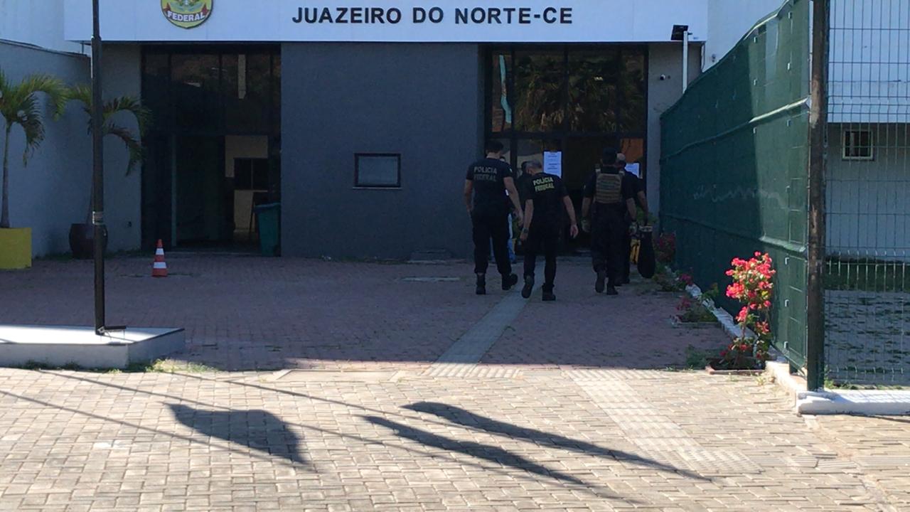 Operação Raptor: Polícia Federal cumpre 17 mandados de busca e apreensão na Região do Cariri por tráfico de fósseis