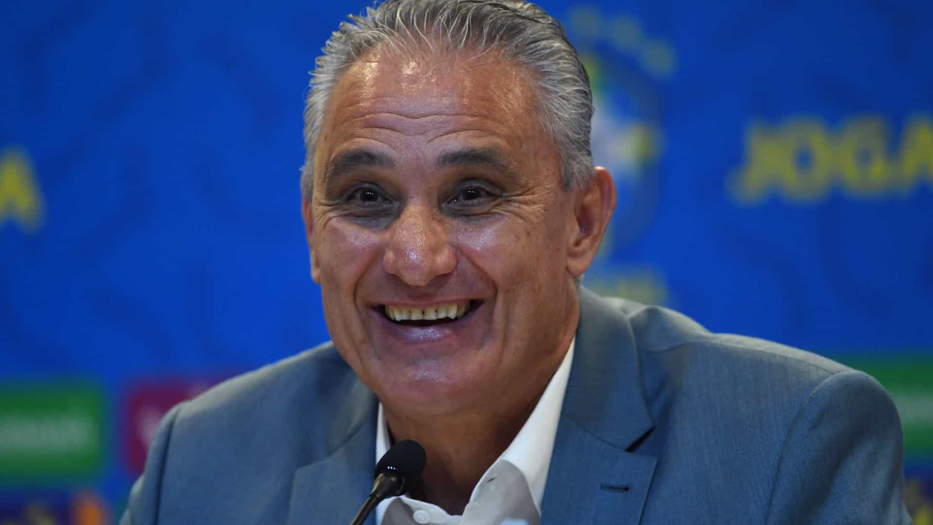 Tite evita comparar Neymar com outros artilheiros da seleção: ‘É arco e flecha’