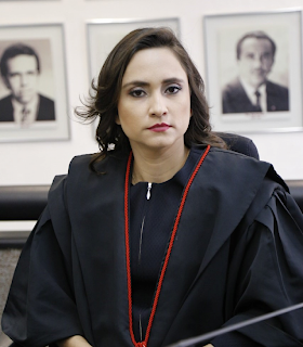 Juíza Kamile Castro adia decisão sobre processo de candidatura de Glêdson Bezerra