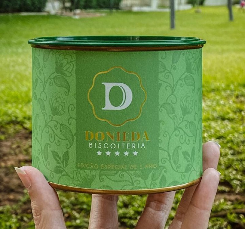 Loja distribuirá 100 latas de biscoito em Juazeiro do Norte; saiba como ganhar
