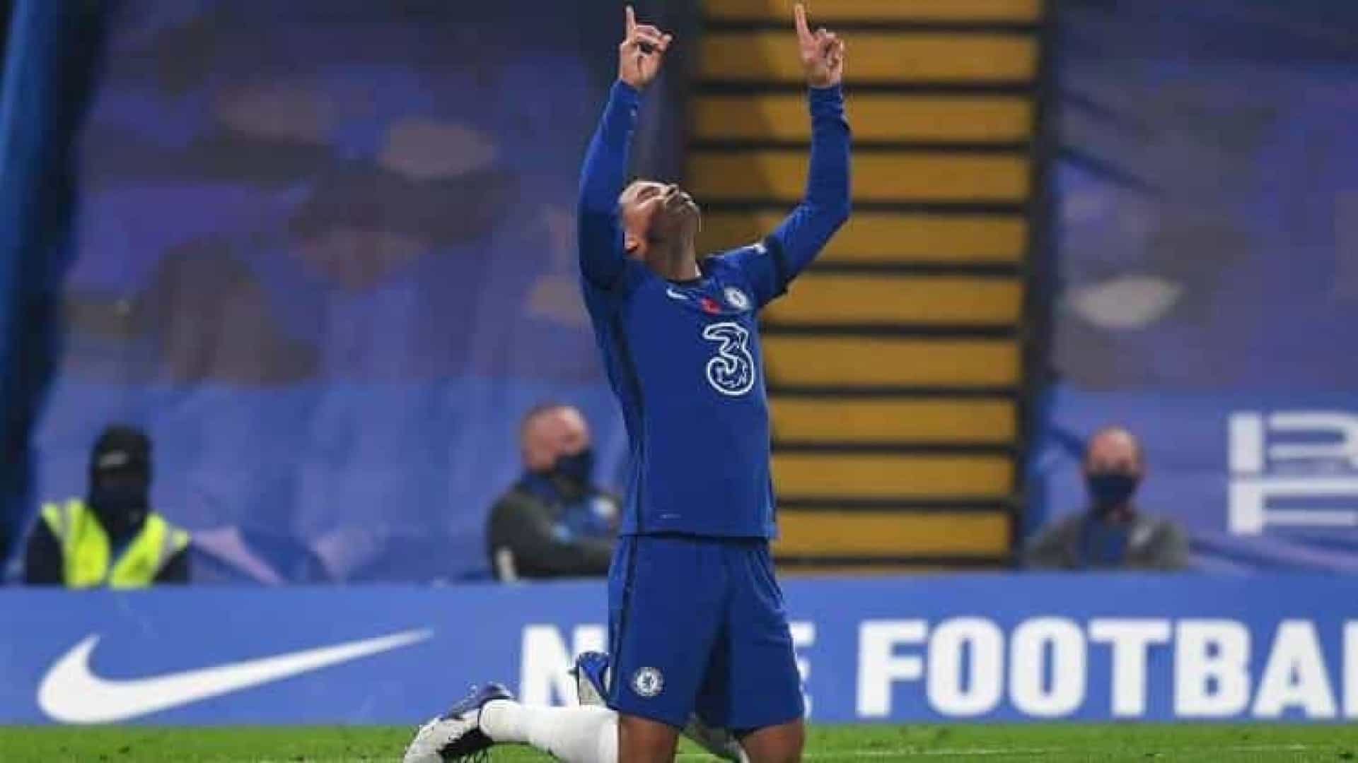Com gol de Thiago Silva, Chelsea goleia Sheffield United e sobe para 3º no Inglês