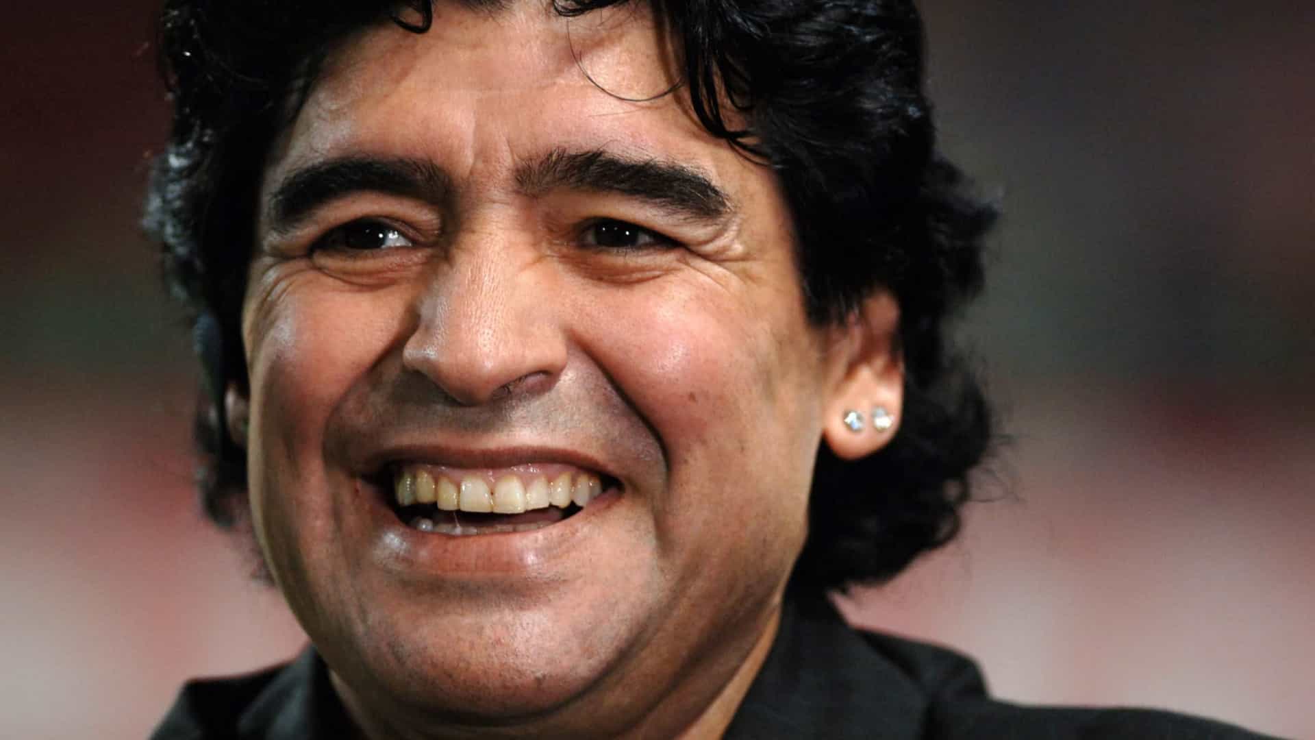 Maradona “está melhor” e inclusive já assistiu um jogo de sua equipe