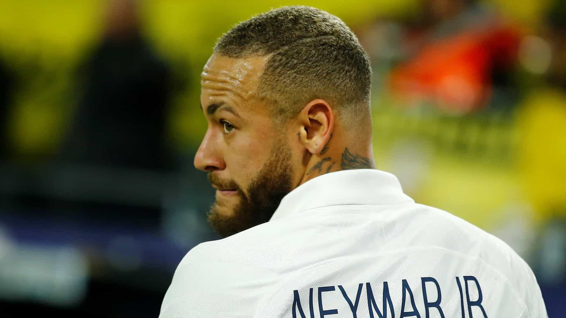 Neymar faz tratamento duro para encarar o Uruguai na terça-feira
