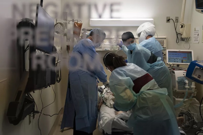 Em meio à pandemia prefeituras enfrentam dificuldades para pagar profissionais da saúde que atuam na linha de frente contra Covid-19