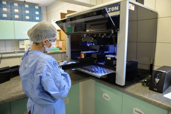 Novo equipamento da Pefoce para análise de DNA agiliza investigação de crimes sexuais e contra a vida