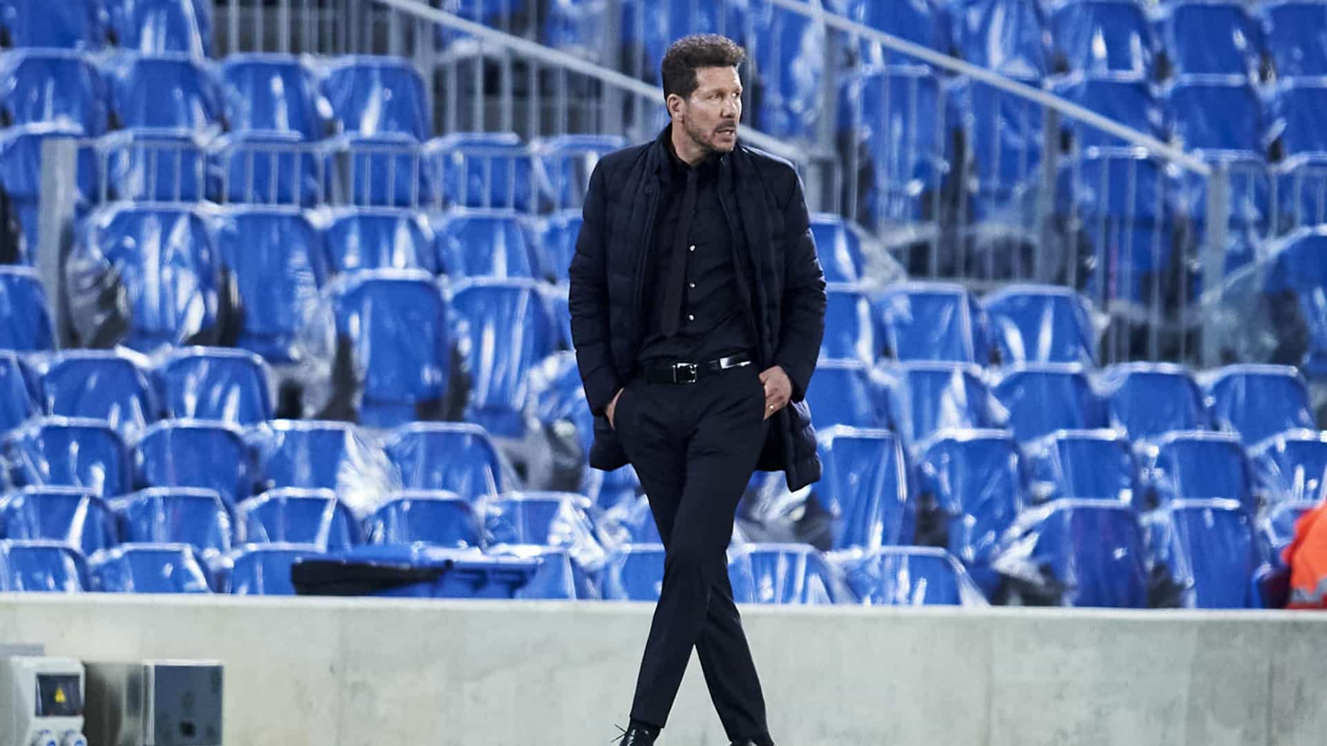 Simeone alcança 500 jogos no comando do Atlético de Madrid com ‘Cholismo’ em alta
