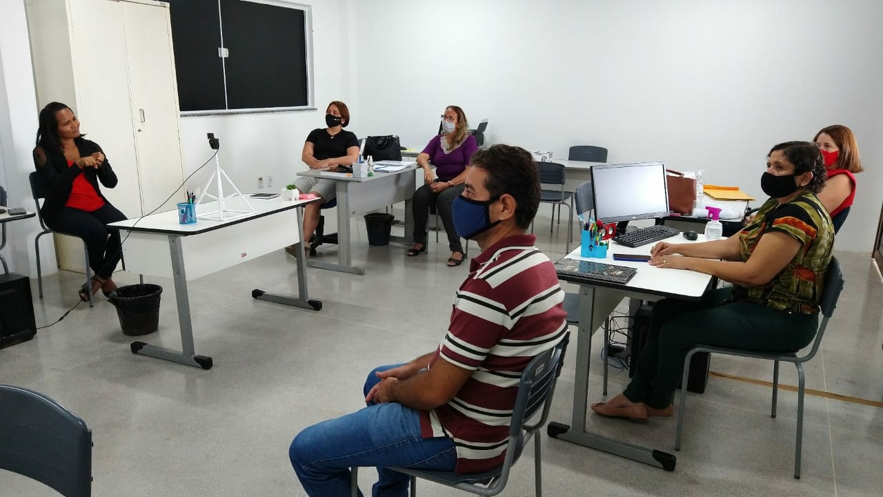 Relatos de experiências no ensino remoto marcam o terceiro dia da Jornada Pedagógica