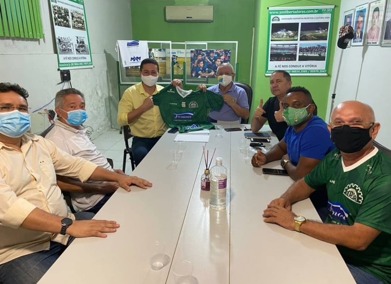 Em reunião com dirigentes do Icasa, Glêdson sinaliza investimentos no futebol