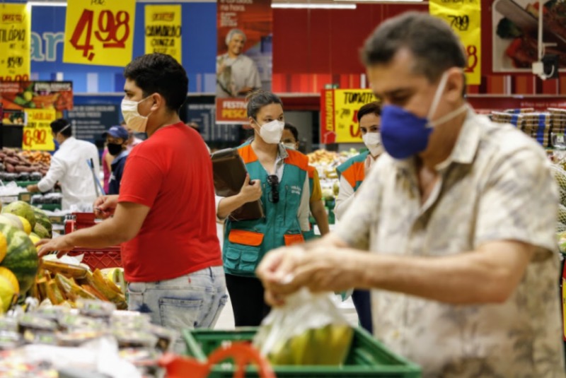 Vacina de imunização da Covid-19 traz esperança ao setor econômico
