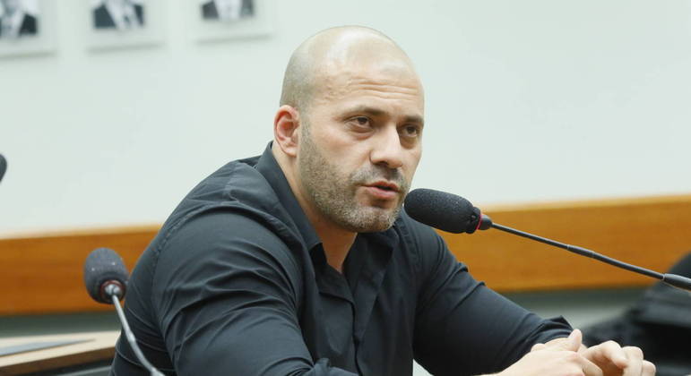 STF inicia sessão que decide futuro de deputado preso; assista