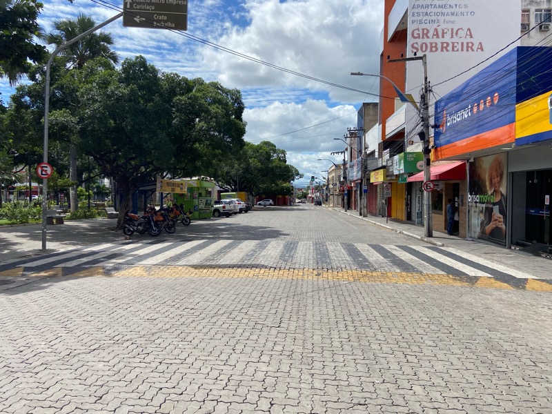 Ceará terá toque de recolher entre 22h e 5h pelos próximos 10 dias