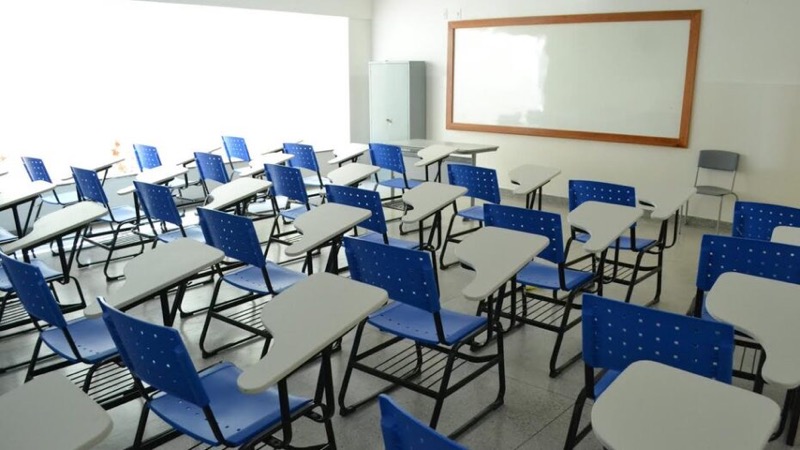 Aulas presenciais de escolas públicas e privadas serão suspensas no Ceará a partir desta sexta (19)