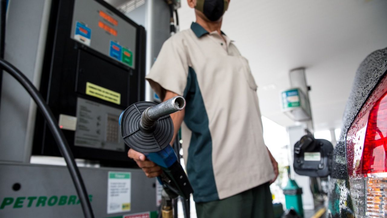 ICMS sobre combustíveis não interfere na alta do preço da gasolina, aponta Sefaz