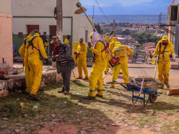 Crato monta força-tarefa para executar limpeza pública no município
