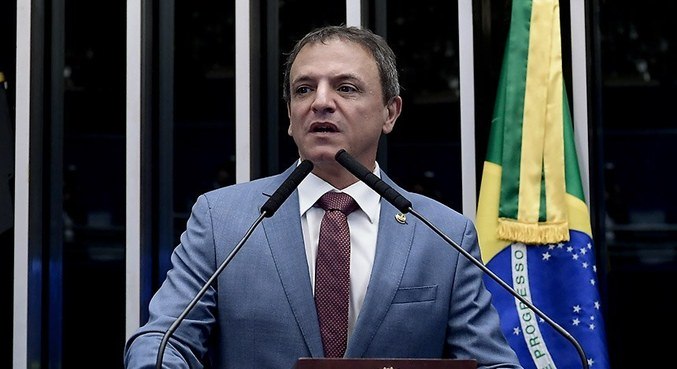 Senado deve apresentar hoje texto para viabilizar auxílio emergencial