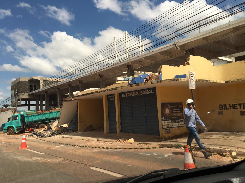 Fachada do Romeirão é demolida; Arena ganha forma e deve ficar pronta até o fim deste ano