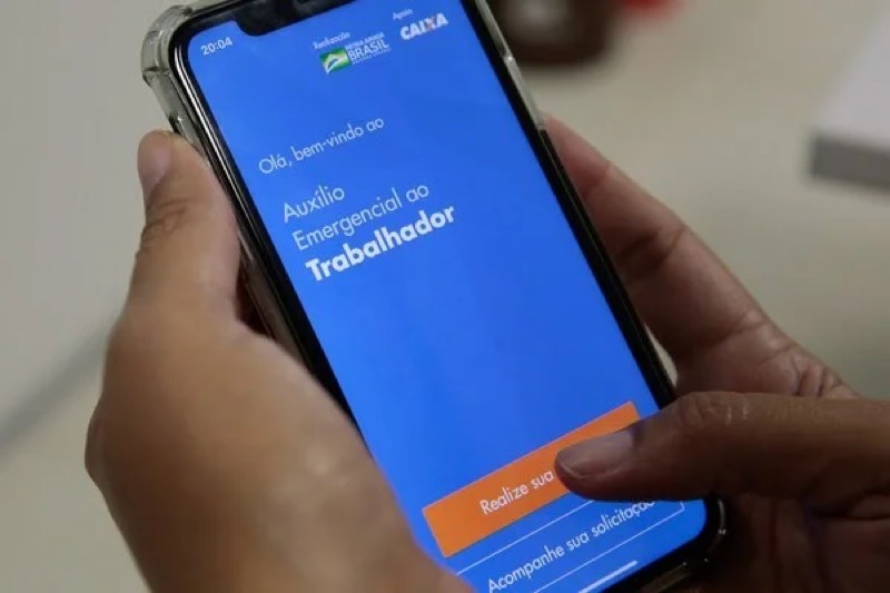 Auxílio Emergencial ficará entre R$ 175 e R$ 375, diz Guedes