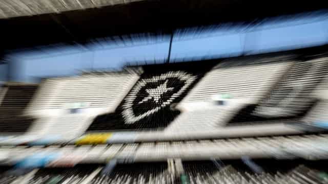 Presidente do Botafogo confirma acerto para o retorno do zagueiro Joel Carli