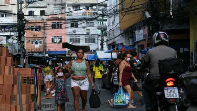 Quase 70% dos moradores de favelas não têm dinheiro para comida