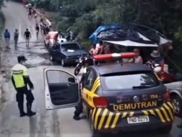 Forças de Segurança do Crato encerram aglomerações na cascata do Crato