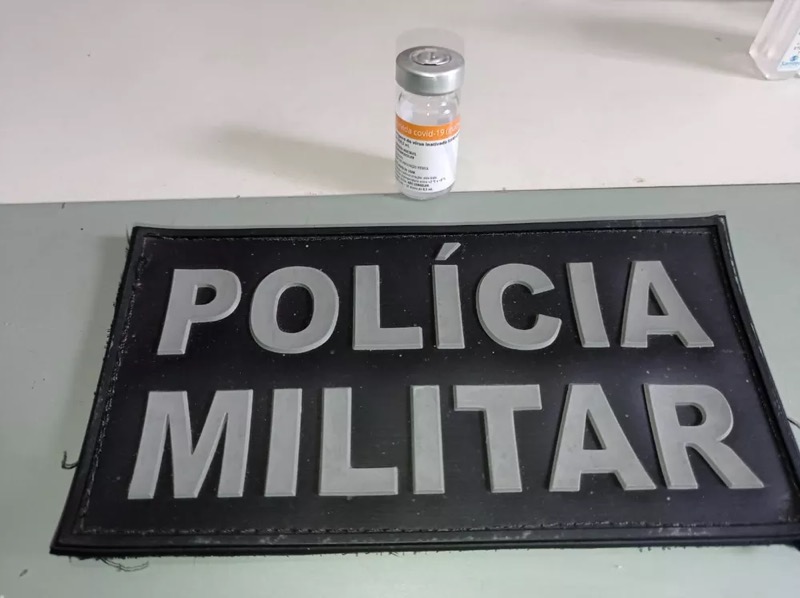 Homem invade posto de saúde e furta vacina contra Covid-19 em Milagres-CE
