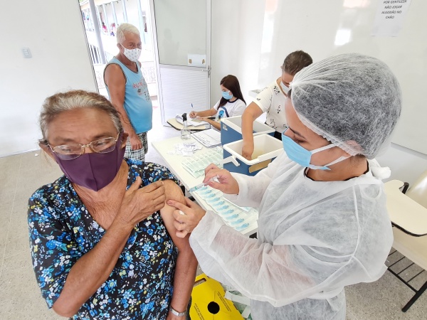 Crato realiza vacinação contra a Covid-19, nesta segunda-feira, 3, em quatro locais