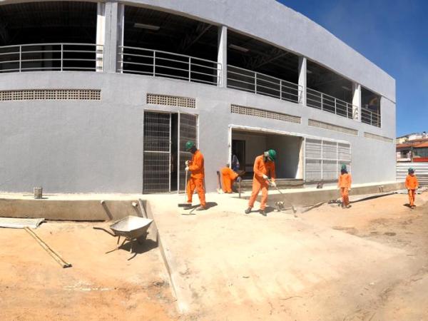 Crato: reforma da Central de Abastecimento Walter Peixoto avança e se aproxima do fim