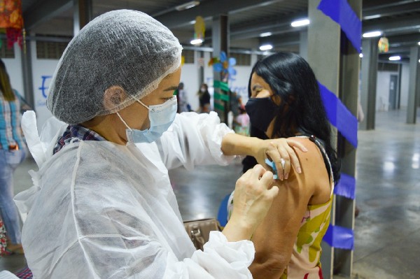 Covid-19: Crato vacina população de 30 a 59 anos nesta terça-feira (29)