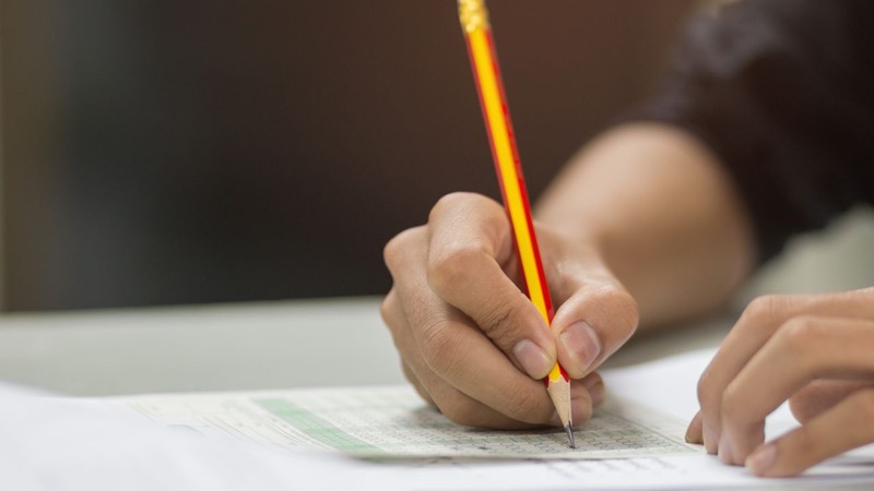 Veja concursos públicos com inscrições abertas no Ceará; salários vão de R$ 1.045 a R$ 10 mil