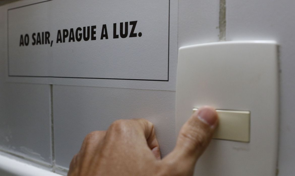 ONS prevê cenário energético “sensível” até novembro