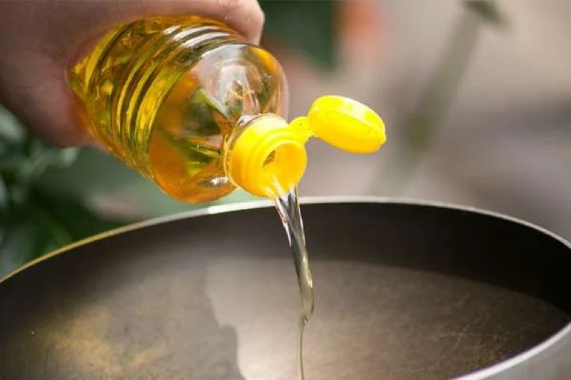Campanha no Crato incentiva recolhimento de óleo de cozinha usado
