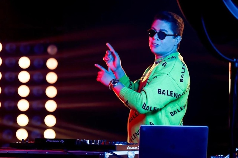 Sony Music diz ‘revisar’ relacionamento com DJ Ivis na gravadora