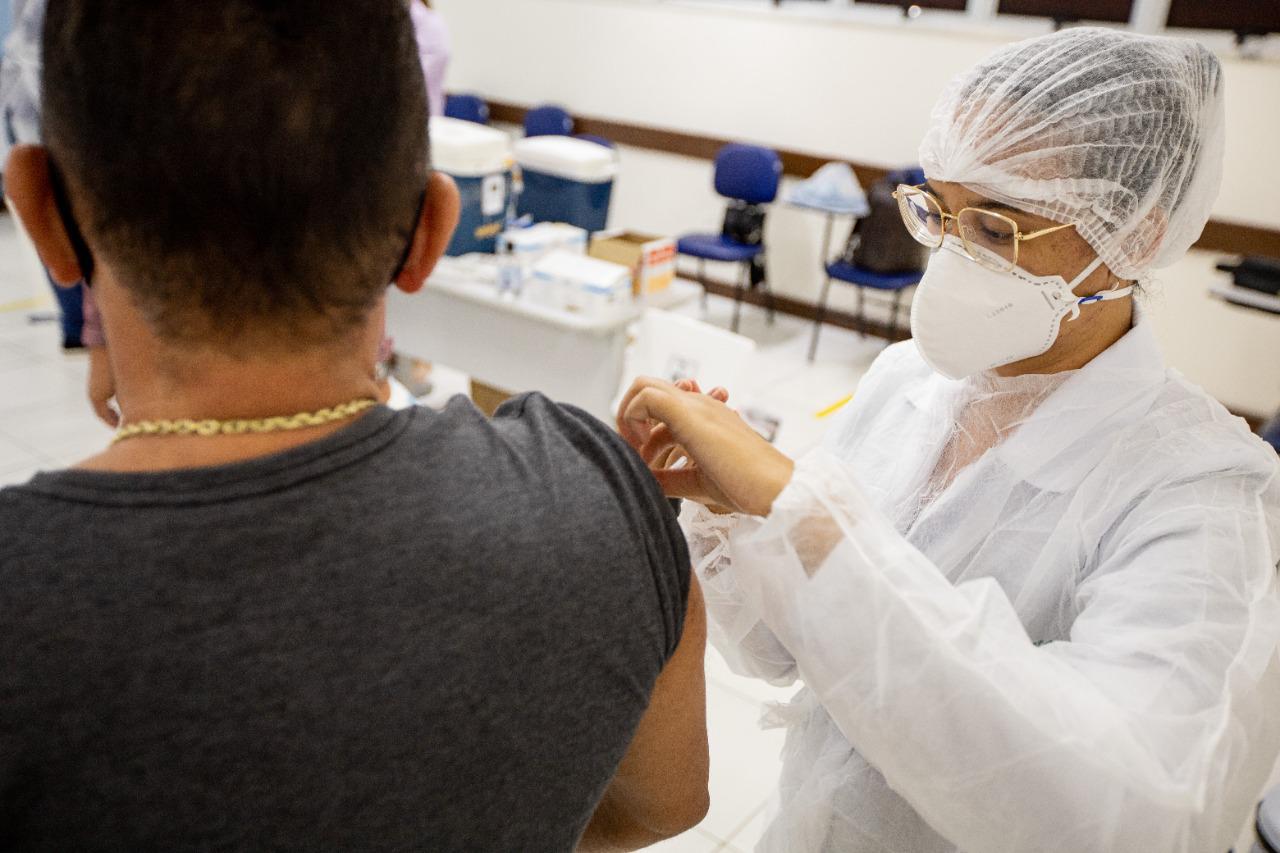 Juazeiro aplica segunda dose de Coronavac nesta quarta (28)