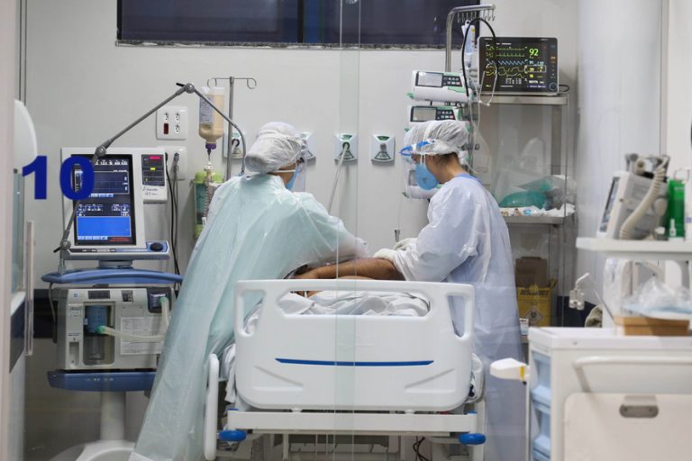 Covid: país registra mais de 2,9 mil municípios sem óbitos em 24 horas