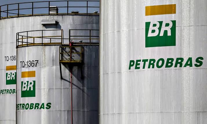Petrobras assina contrato de venda de refinaria em Manaus