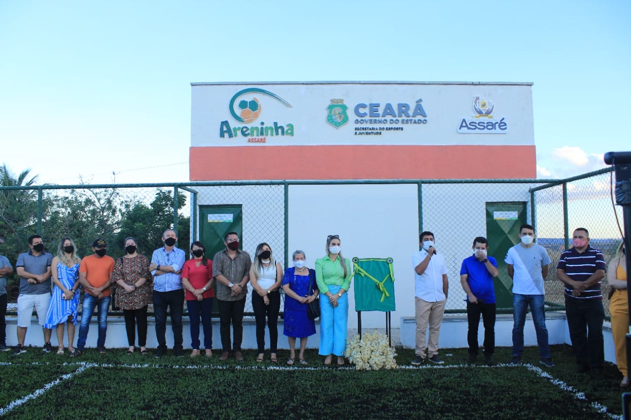 Assaré recebe areninha do Governo do Ceará e passa a contar com mais uma opção de esporte e lazer