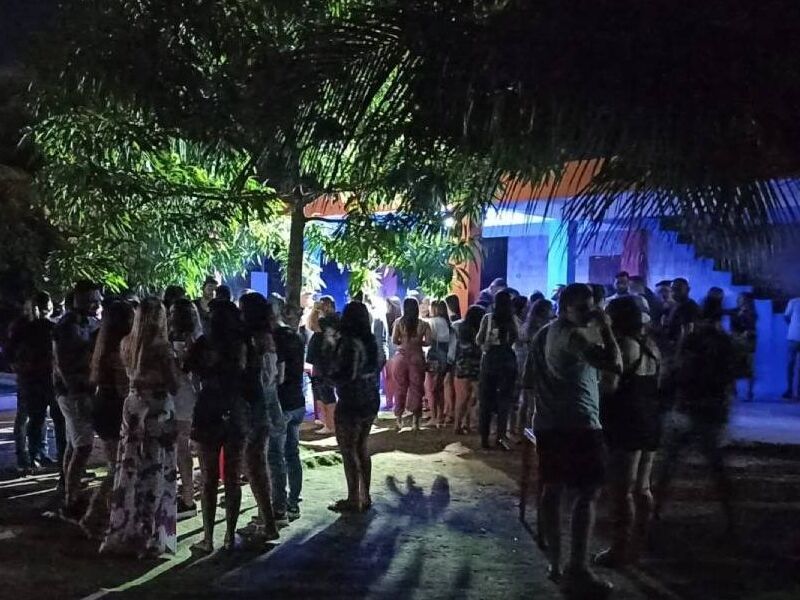 Festas com aglomeração são interrompidas em Barbalha; cerca de 1.500 pessoas foram abordadas na cidade no último fim de semana