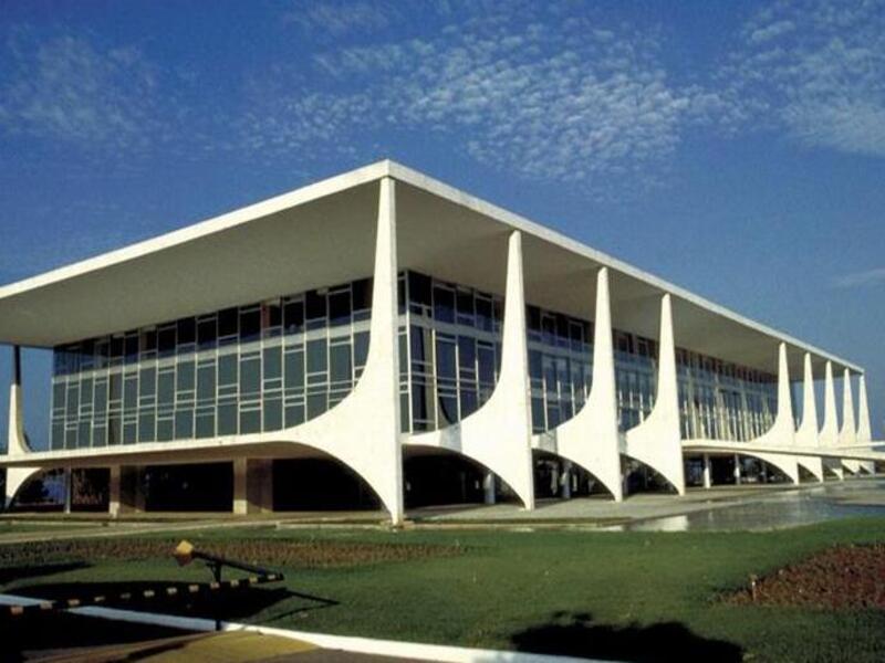 Governo pode atender a pedido de aliados para rever parte do corte no orçamento do INSS