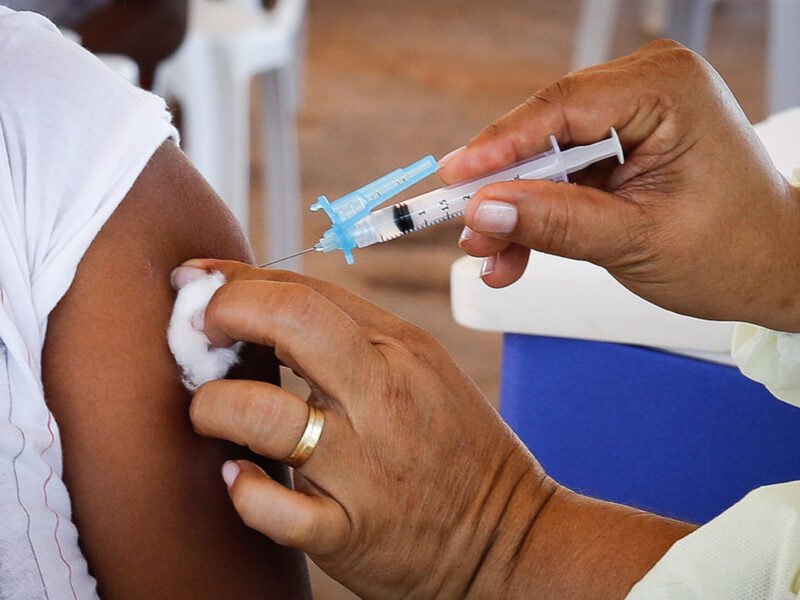 População totalmente imunizada contra a Covid-19 está abaixo de 50% no Cariri