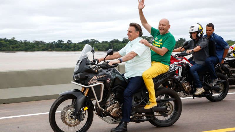 CPI da Covid-19 ouve Luciano Hang sobre fake news, ‘gabinete paralelo’ e caso da Prevent Senior