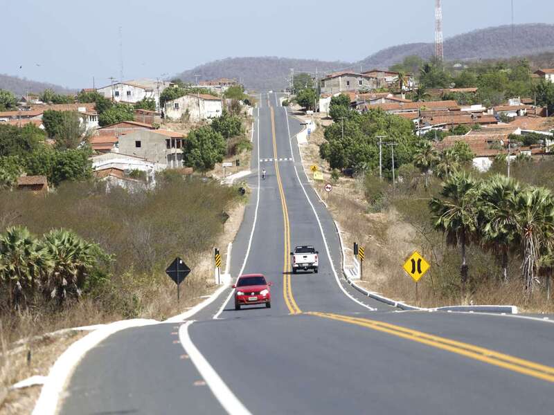 Governo do Ceará inaugura quase 50 km de novas estradas no Cariri nesta sexta-feira (12)